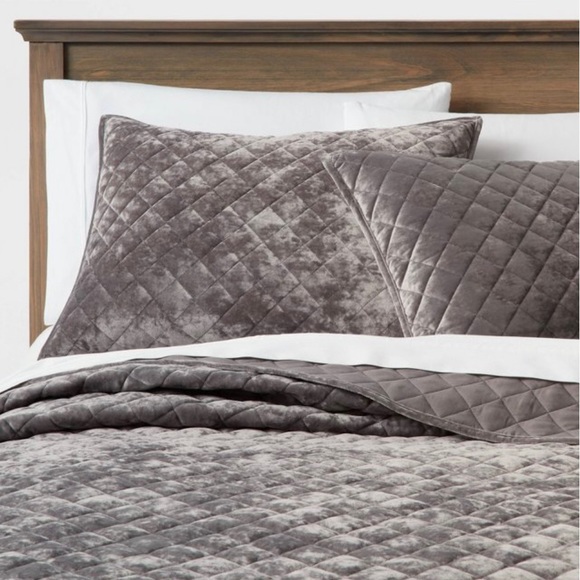 New Standard Velvet Diamond Stitch
Quilt Sham Gray - Threshold - Picture 4 of 6